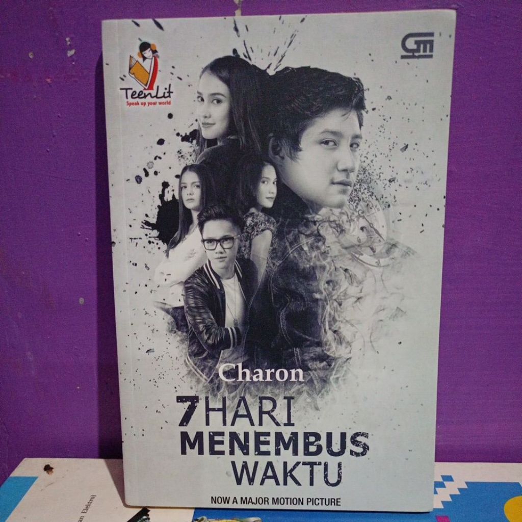 7 Hari Menembus Waktu