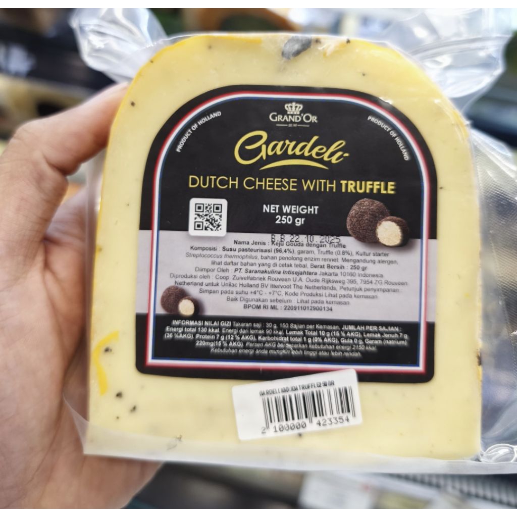 

Keju Grandor Gardeli Dutch Cheese With Truffle / Keju Gouda Dngn Truffle / 250 gr