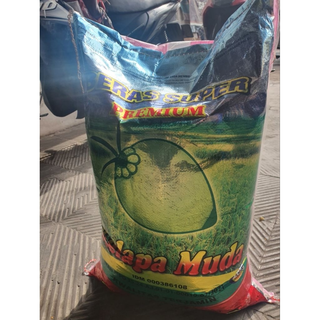 

Beras Bengawan Kelapa Muda Super Punel 25 kg.Ojol Only