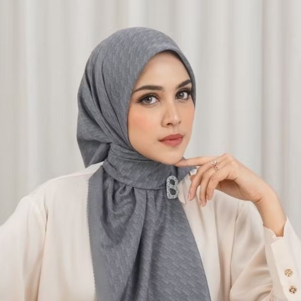 Leena Monogram Tornado Buttonscarves