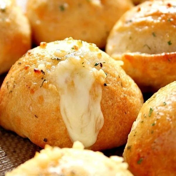 

Artisan Cheesy Garlicky Bombs with fresh herbs 5 or 8 bombs