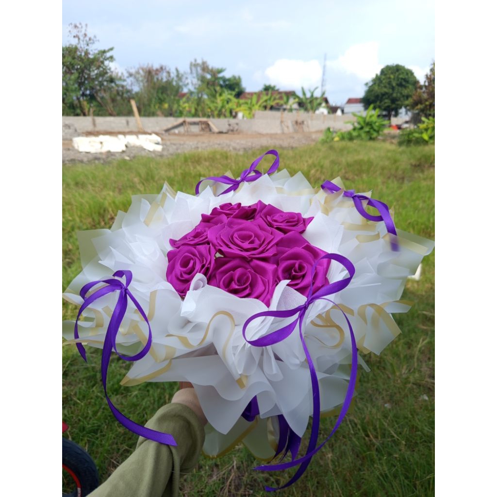 Buket Bunga Satin | Bunga Satin | Wisuda