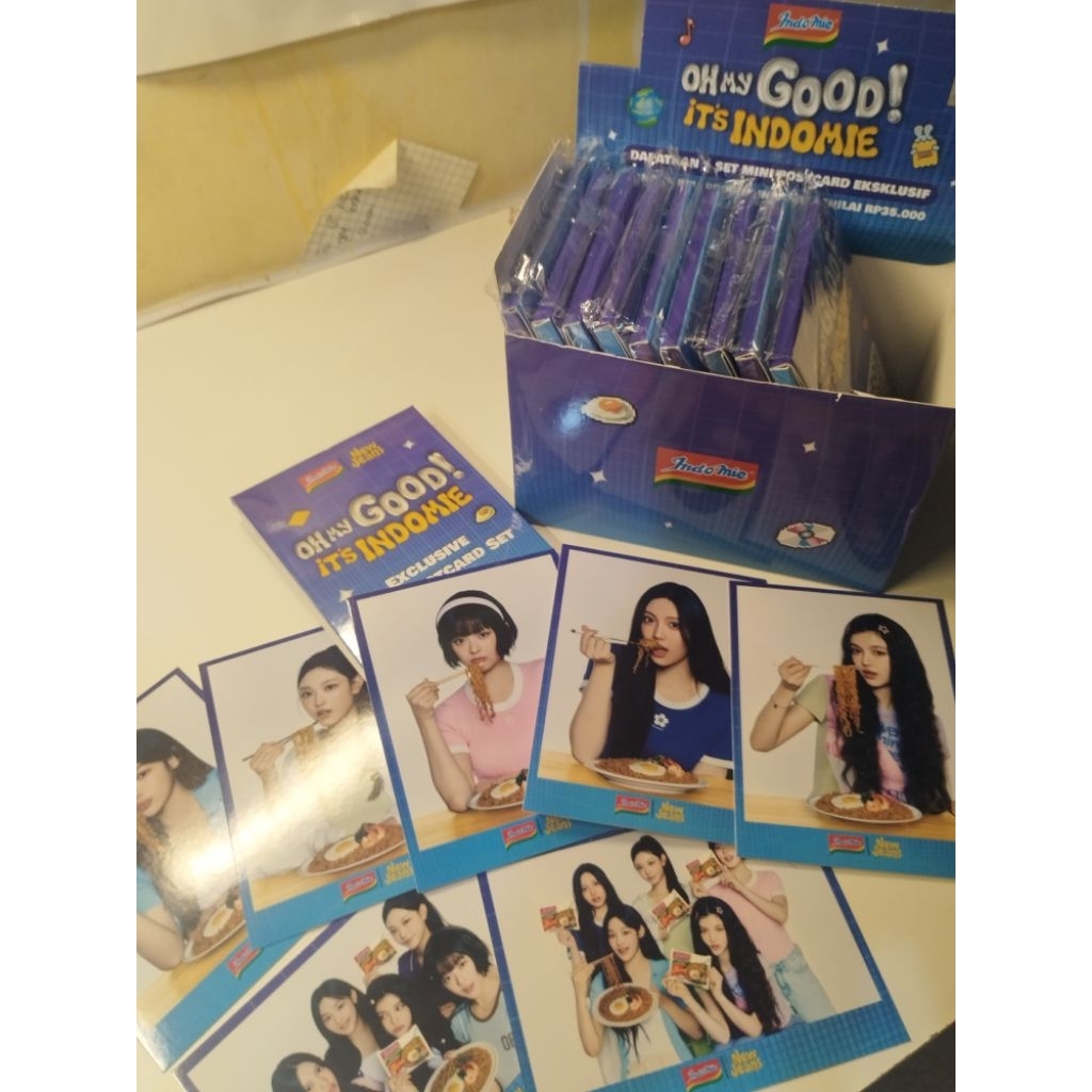

NEWJEANS X INDOMIE postcard