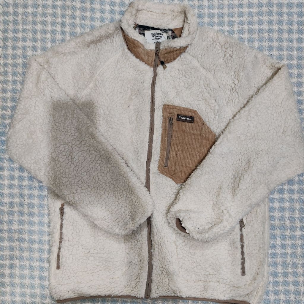 fleece jacket California WHO AU size M (likenew)
