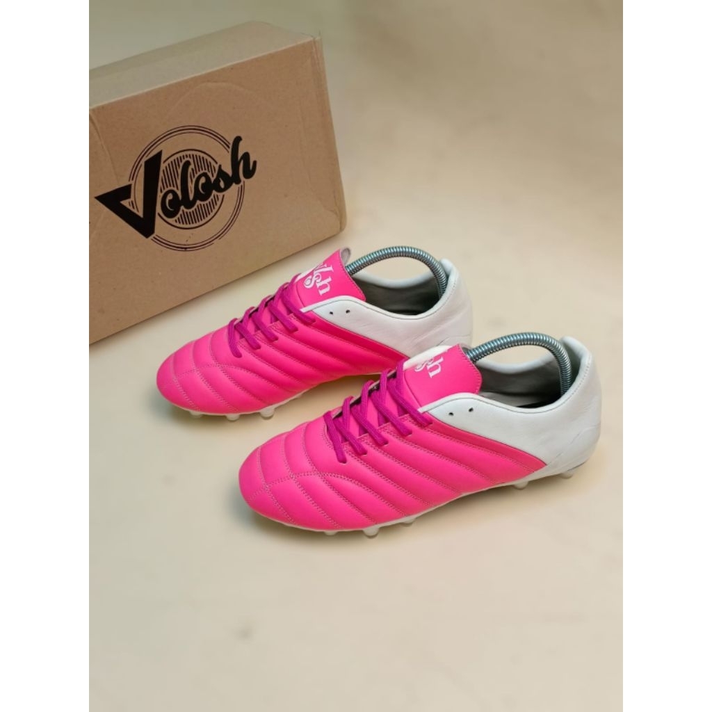 Sepatu Bola Volosh 001 Pink Putih