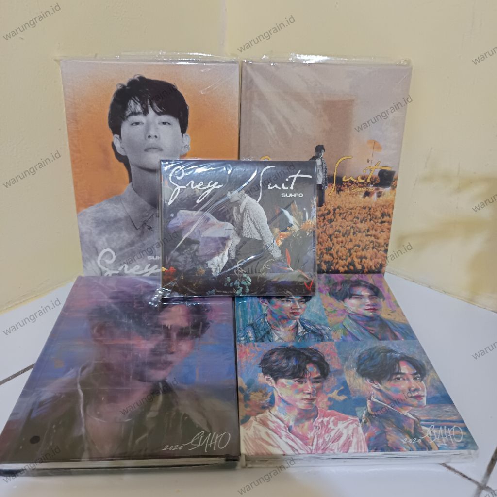 Album Suho EXO Kim Junmyeon Grey Suit - Self Portrait Photobook Digipack Album Suho Exo