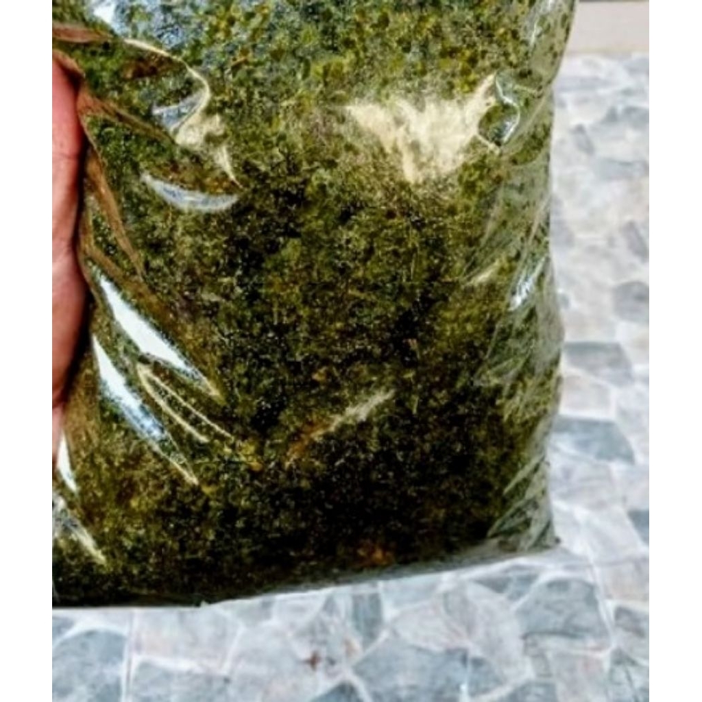 

Daun Jeruk Purut Kering Siap Tabur Kemasan Pouch 700g