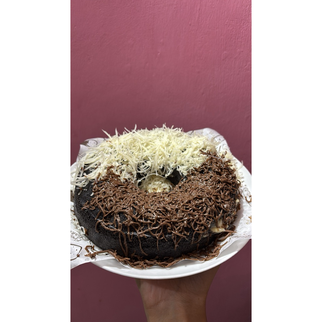 

Bolu Ketan Item Keju Lumer / Coklat Lumer