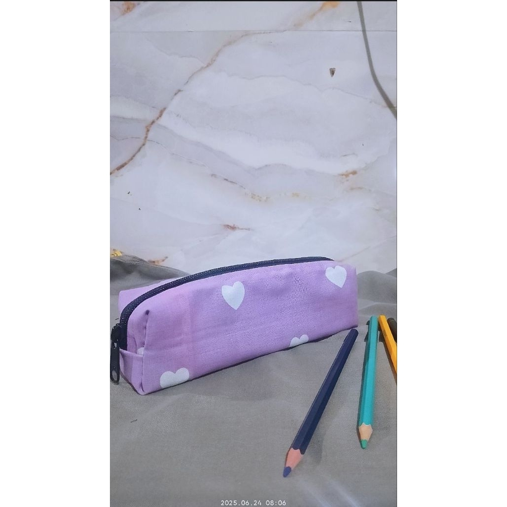 

Tempat pensil kain perca