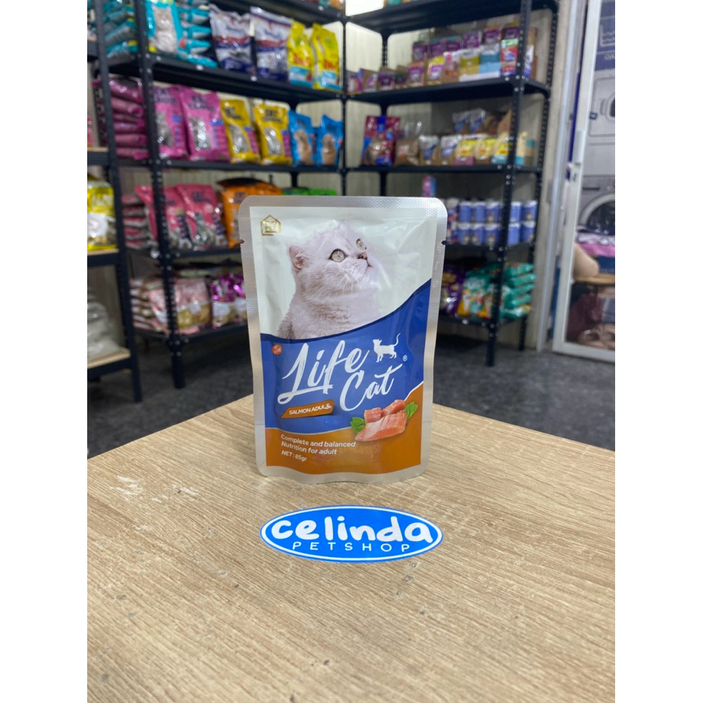 Life Cat Salmon Adult Pouch - Makanan Kucing