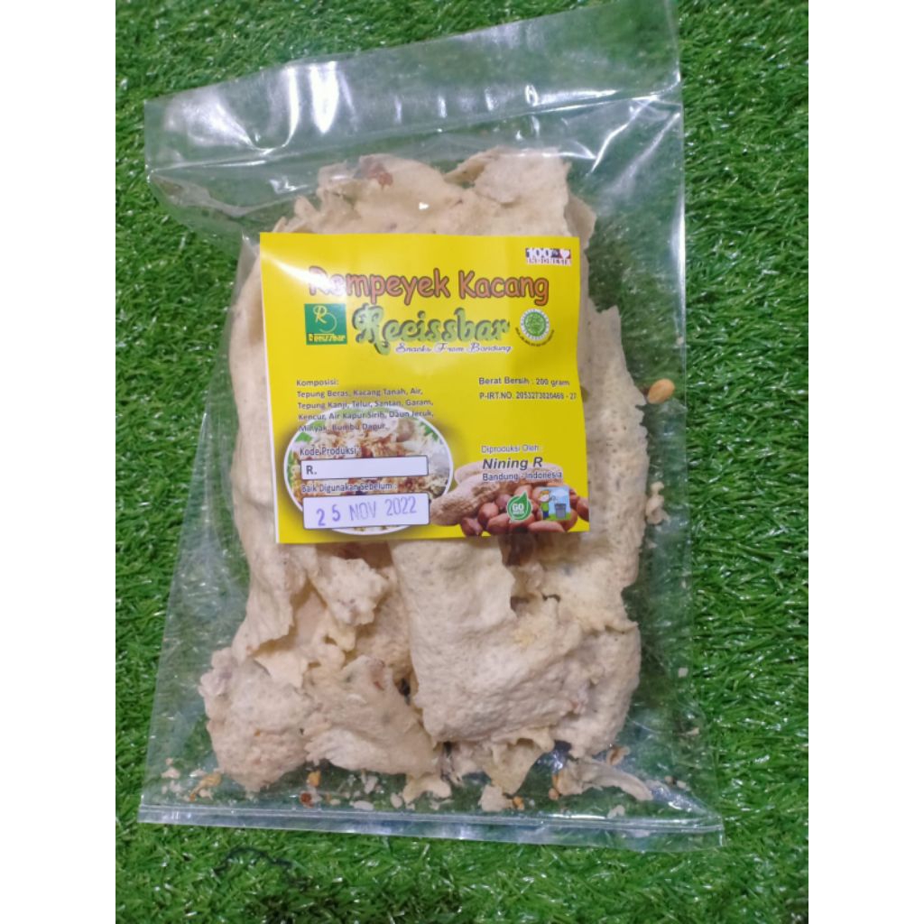 

Peyek kacang renyah