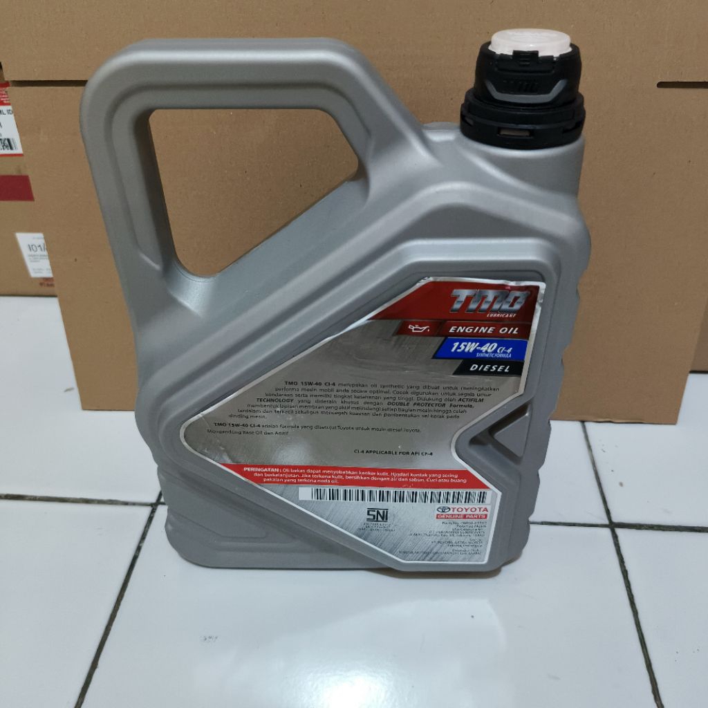 oli mobil TMO diesel ( TOYOTA MOTOR OIL) 4 LITER