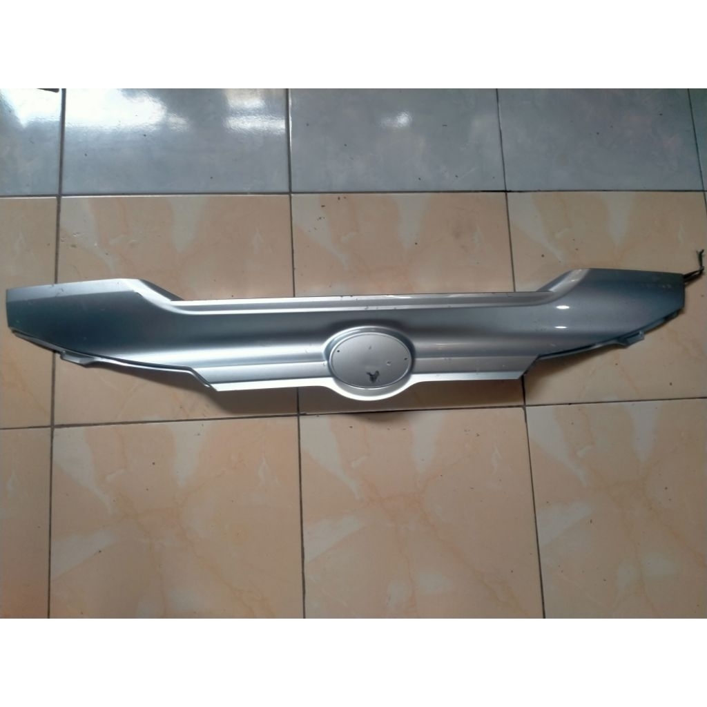 Trunklid bagasi Avanza 2022 2023 2024