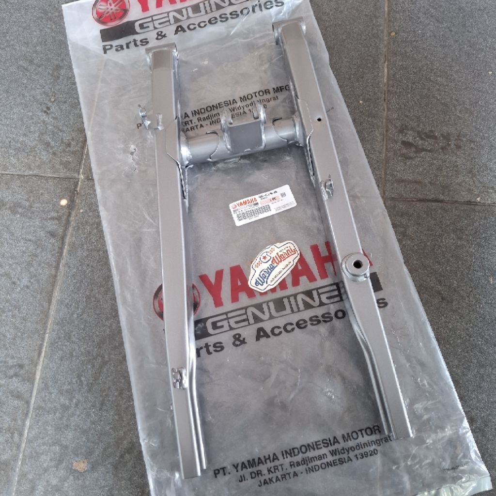 Swing arm jupiter MX new kopling tromol belakang non cakram silver gelap | 50C-F2110-00