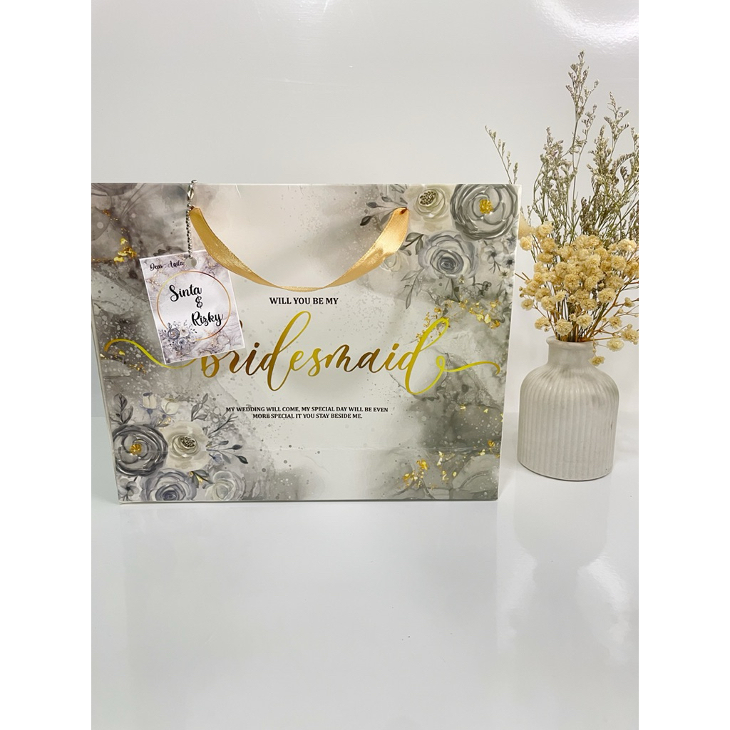 

PAKET PAPERPAG + HANGTAG BRIDESMAID PREMIUM