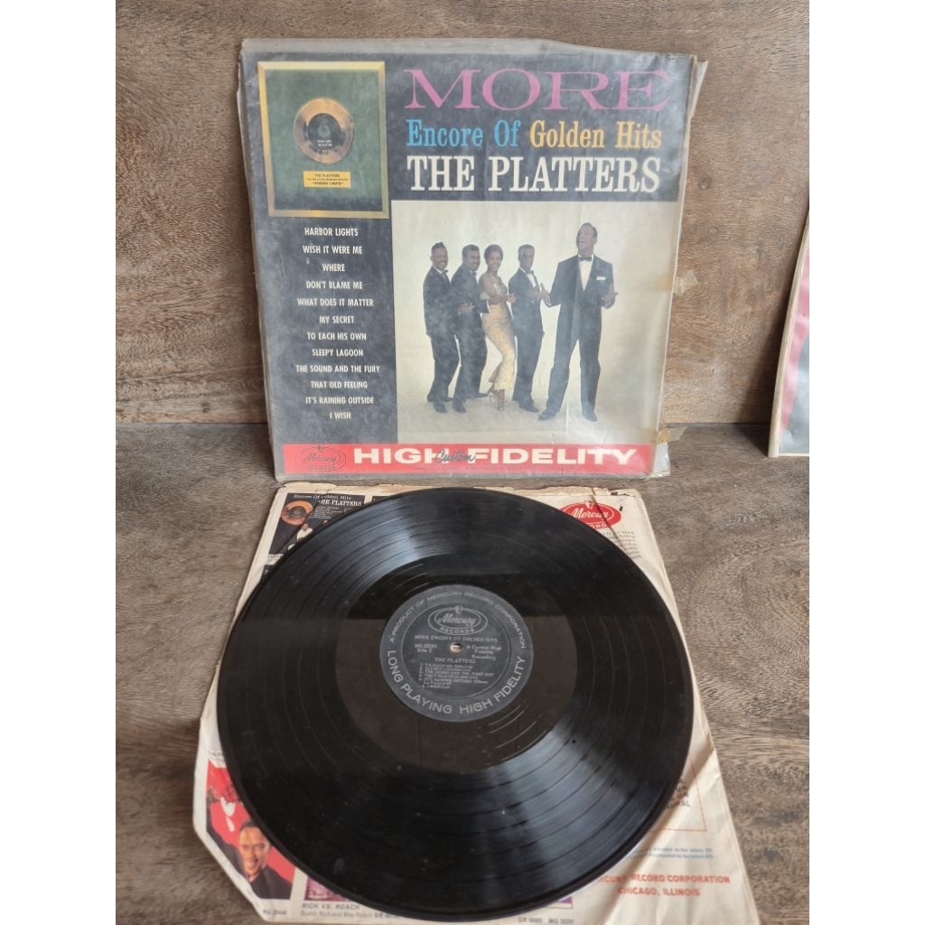 Vintage Piringan Hitam Vinyl THE PLATTERS Original