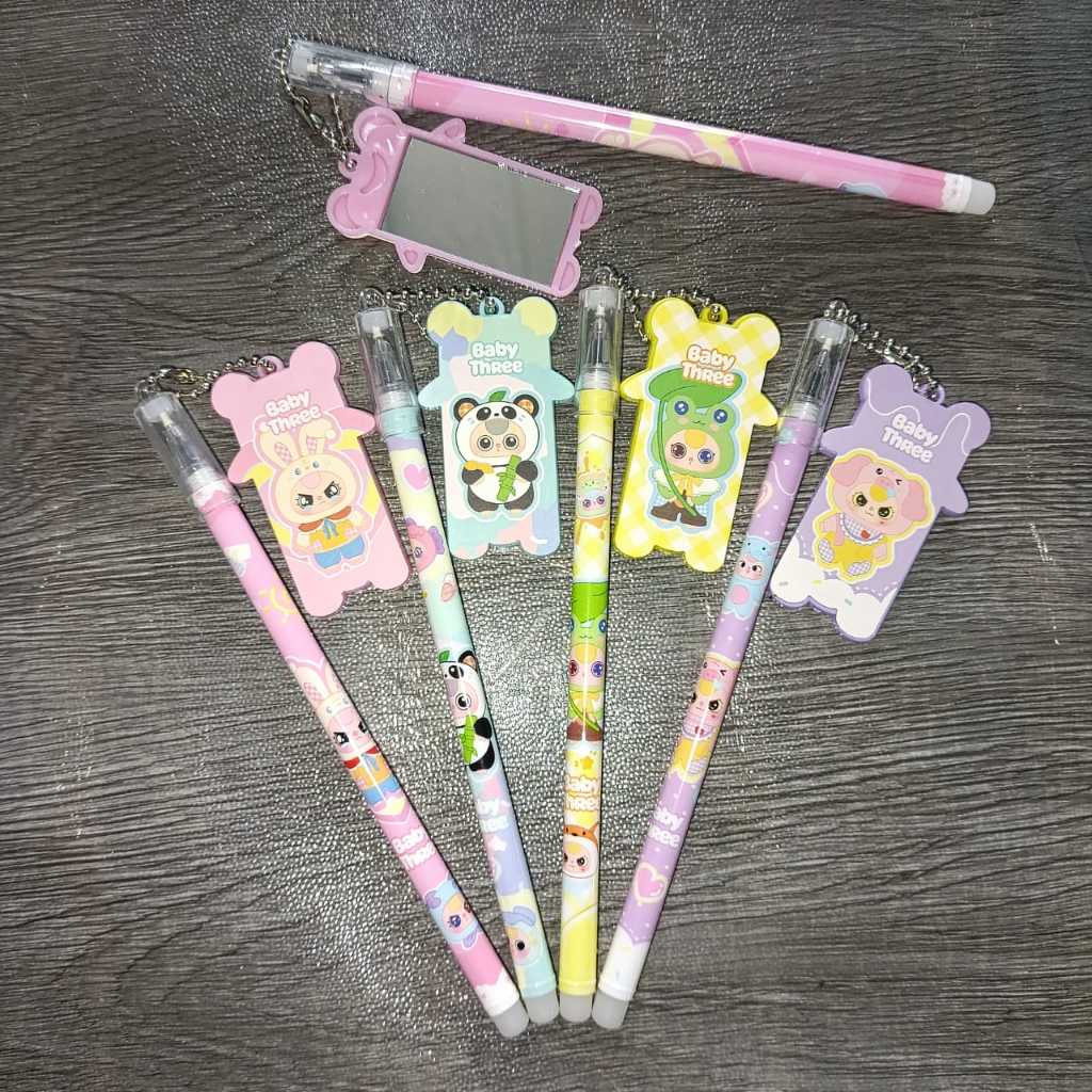 

Pulpen Karakter Lucu "Baby Three" dengan Gantungan Cermin Mini - Harga 1 Pcs