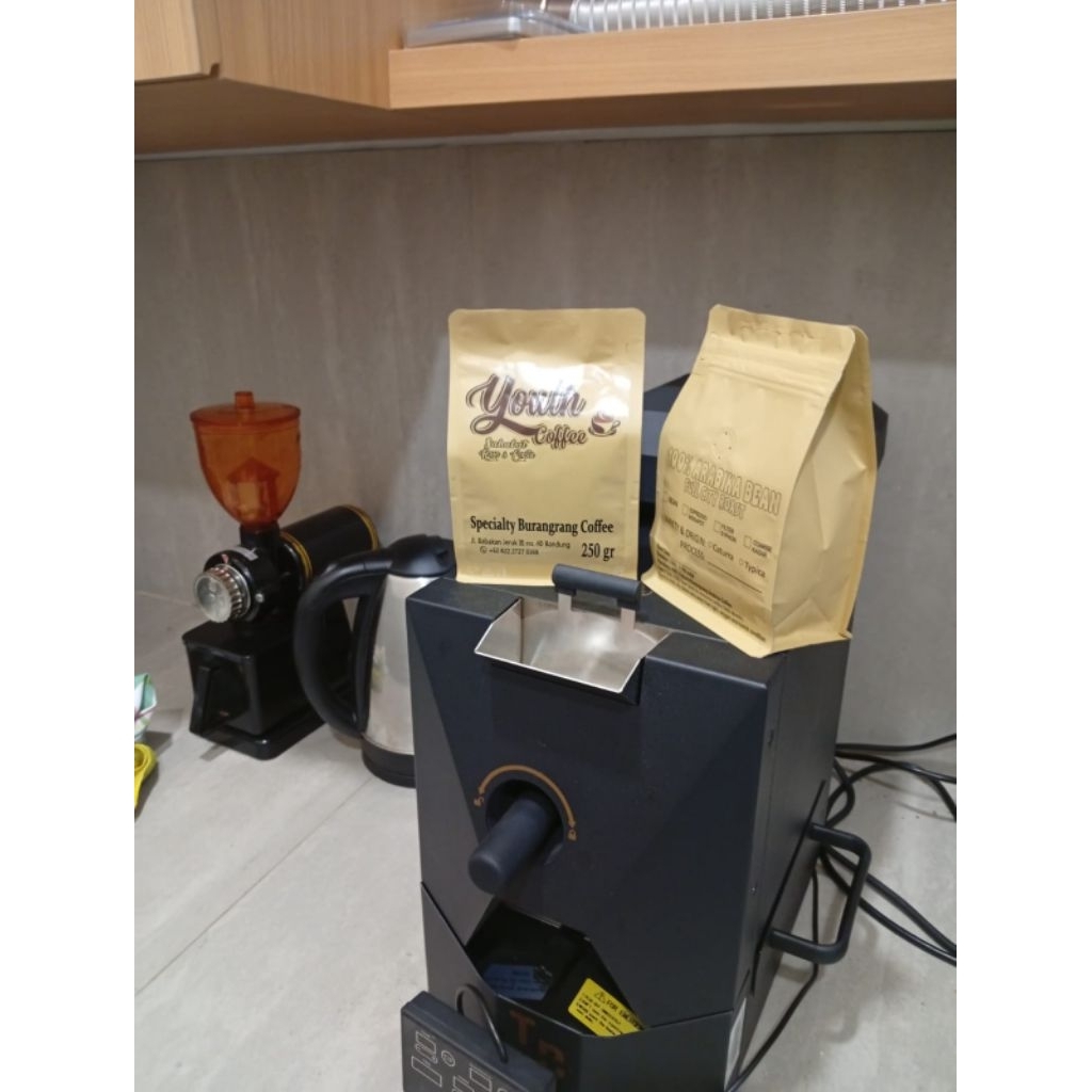 

Biji kopi Arabika sudah di Roasting