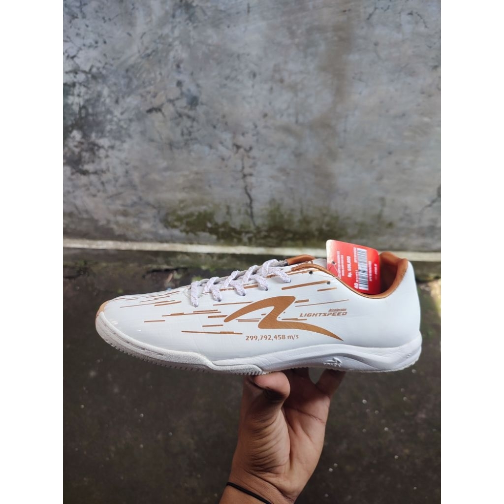 SPECS LIGHTSPEED REBORN MOONRAKER FG