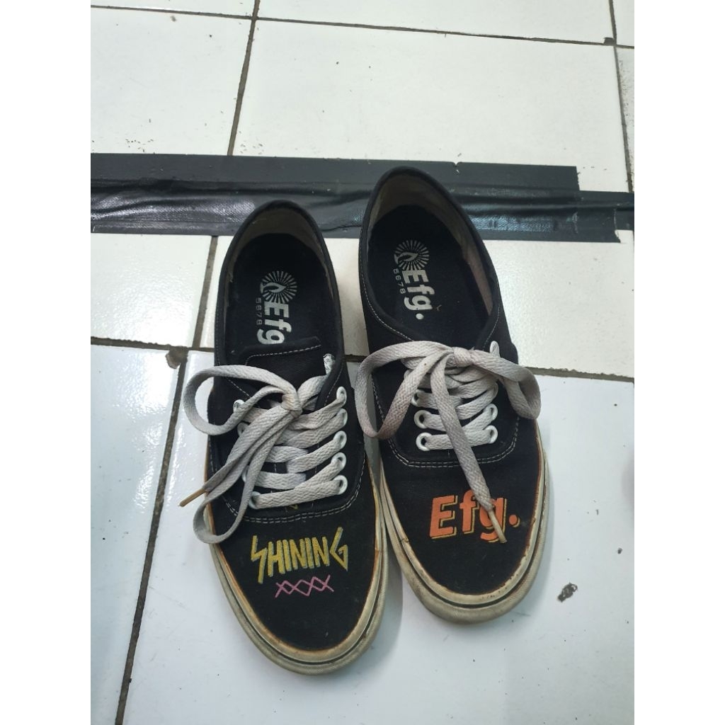 Sepatu Shining bright x Efg