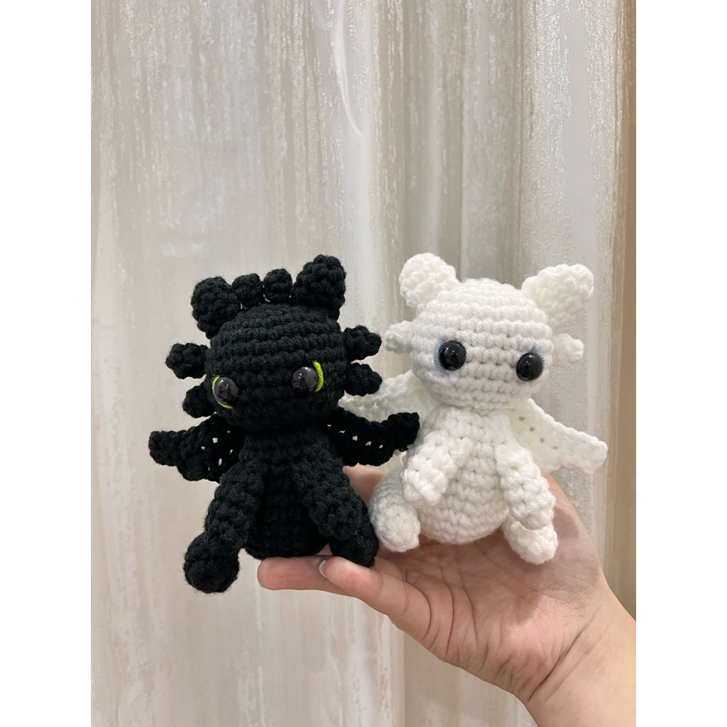 Toothless and light fury crochet