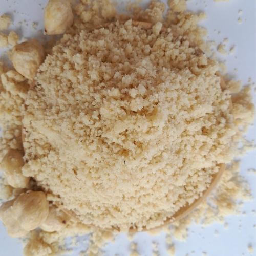 

Kemiri bubuk / ground candlenuts