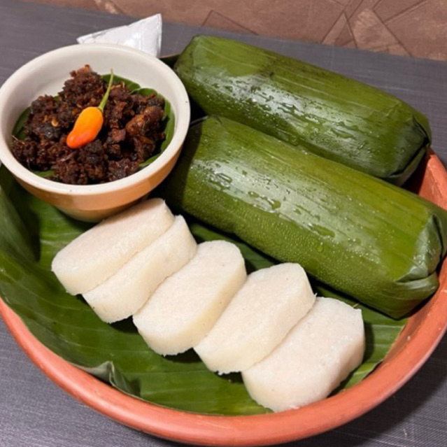 

BELI 5 GRATIS 1 ULEN KETAN BANDUNG LEGIT EXTRA KELAPA / ULI JADAH 250GR DI VACKUM