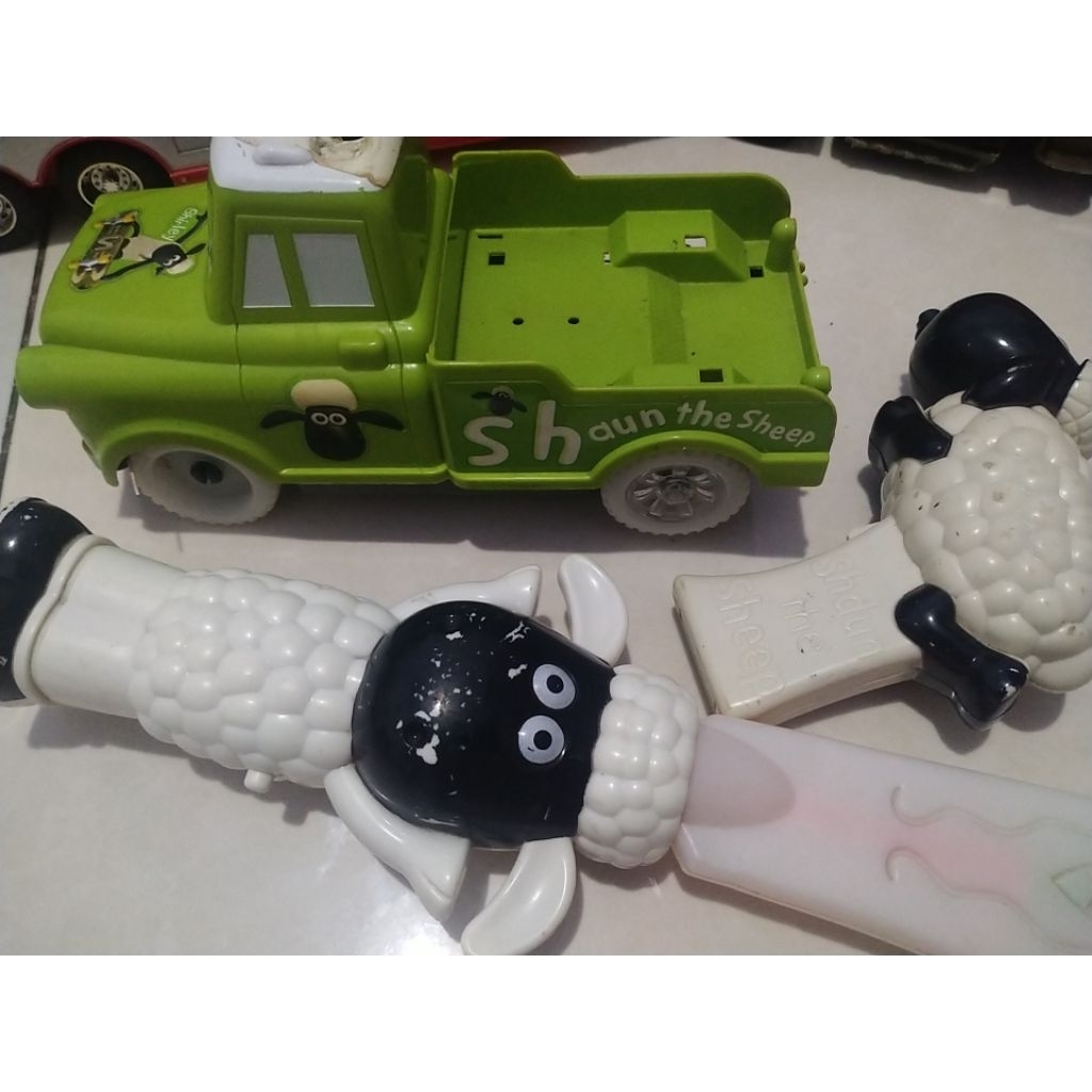 mainan seken shaun the sheep eletrik