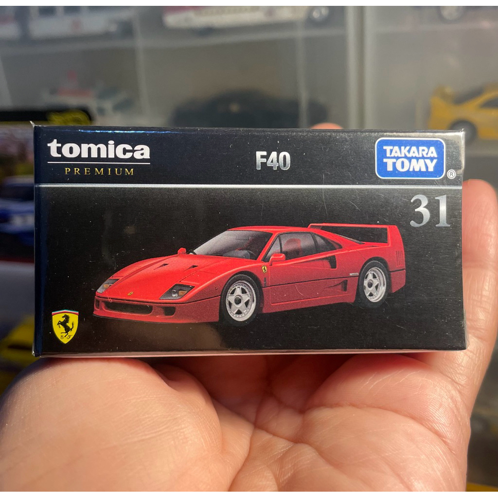 Tomica Premium 31 Ferrari F40