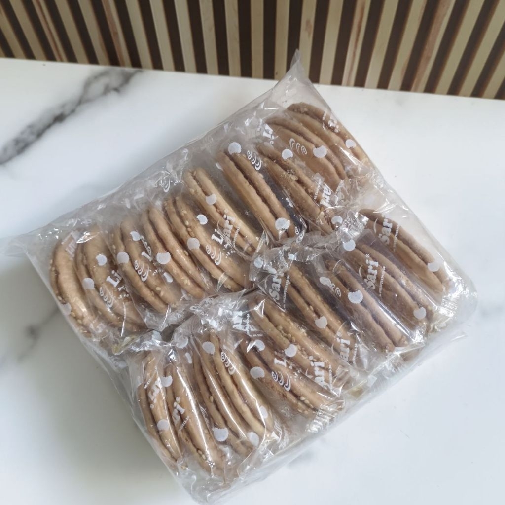 

Kue Manco Marie Wijen Karamel Kemasan Isi 20