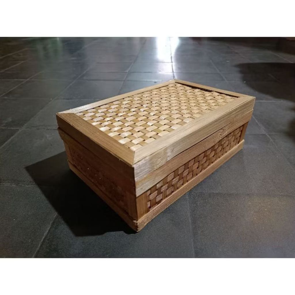 

(30x20) Keranjang Bambu Anyaman Persegi Panjang | Parcel Bambu | Kotak Anyaman Bambu