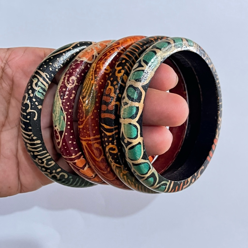 Gelang Etnik Kayu Batik Souvenir Oleh Oleh khas Jogja Indonesia