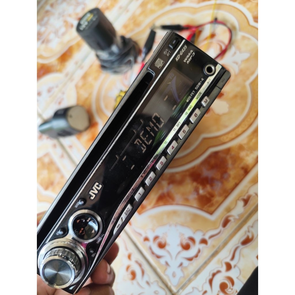 Radio CD MP3 Tipe Mobil JVC KD-G435  DSP, Radio AM FM Bagus, Pemutar Lagu CD & MP3  dan bisa tampil 