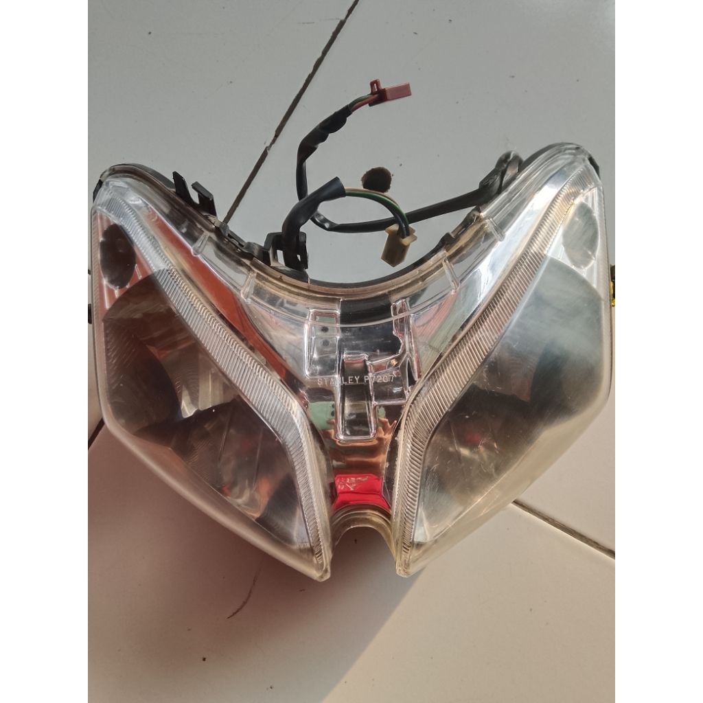 reflektor lampu depan VARIO 110 karbu copotan original