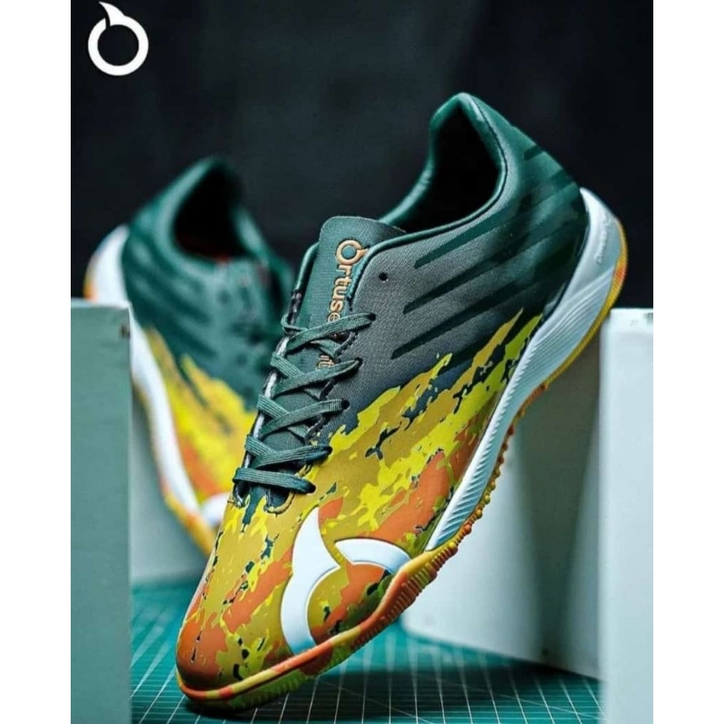 Ortuseight Catalyst Chimera IN | Original Sepatu Futsal