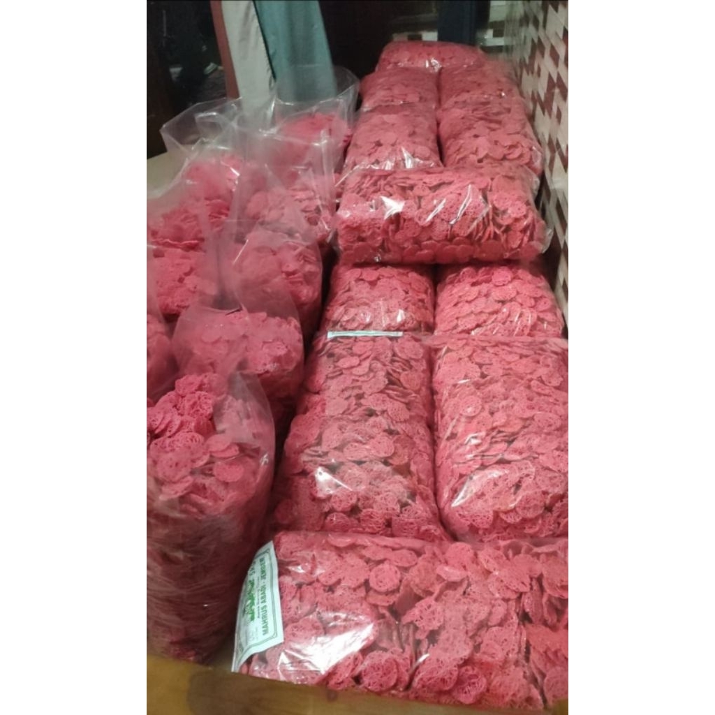 

KRUPUK MERAH MENTAH 1KG