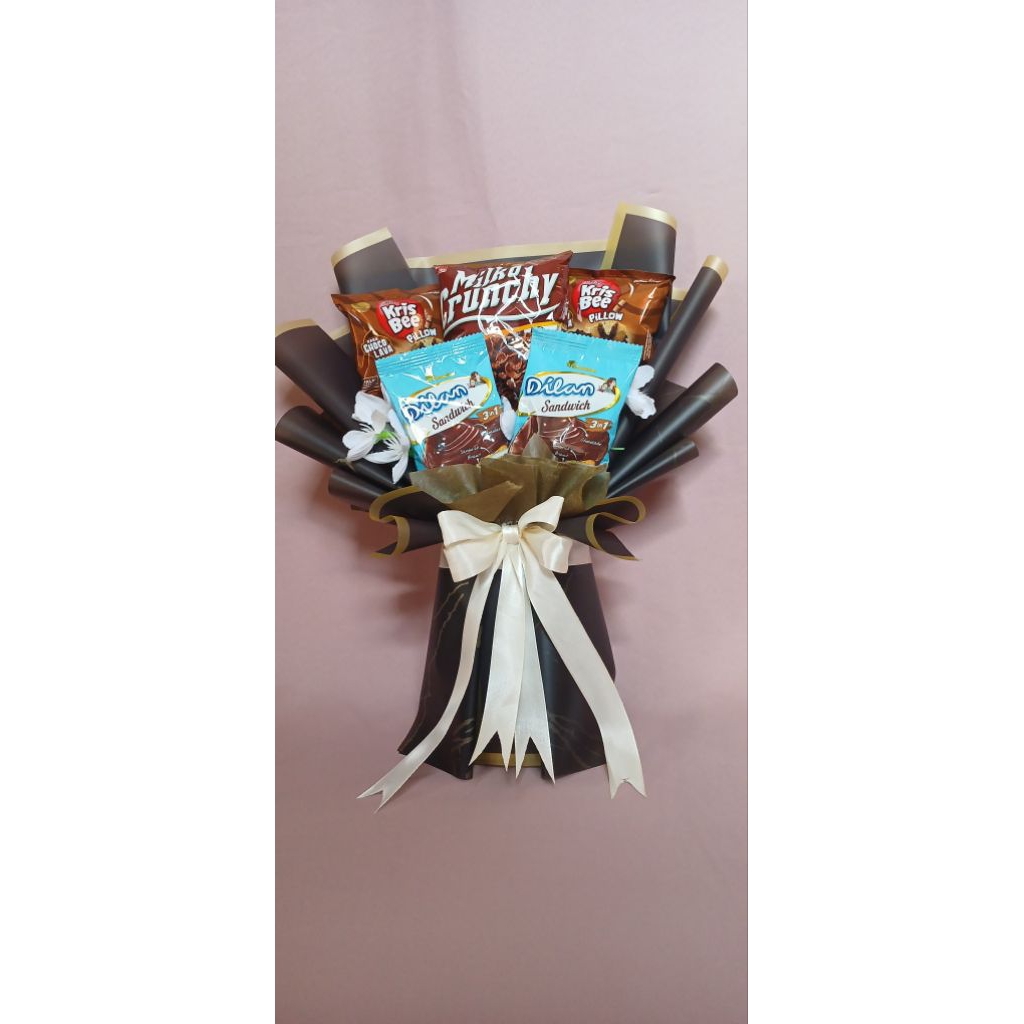 Buket snack RANDOME/Buket wisuda/Buket murah/Buket cewek/Buket cowok/Buket gembul