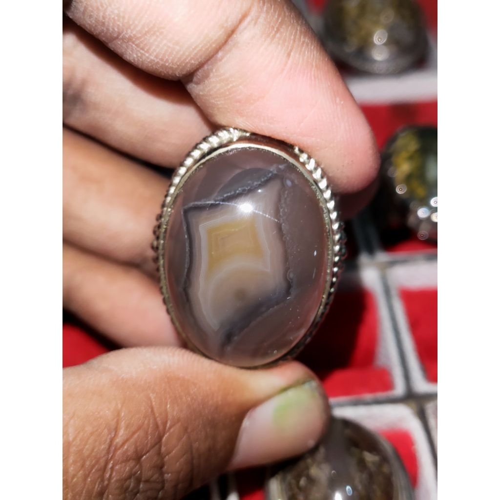 batu akik Yaman motif ikan pari