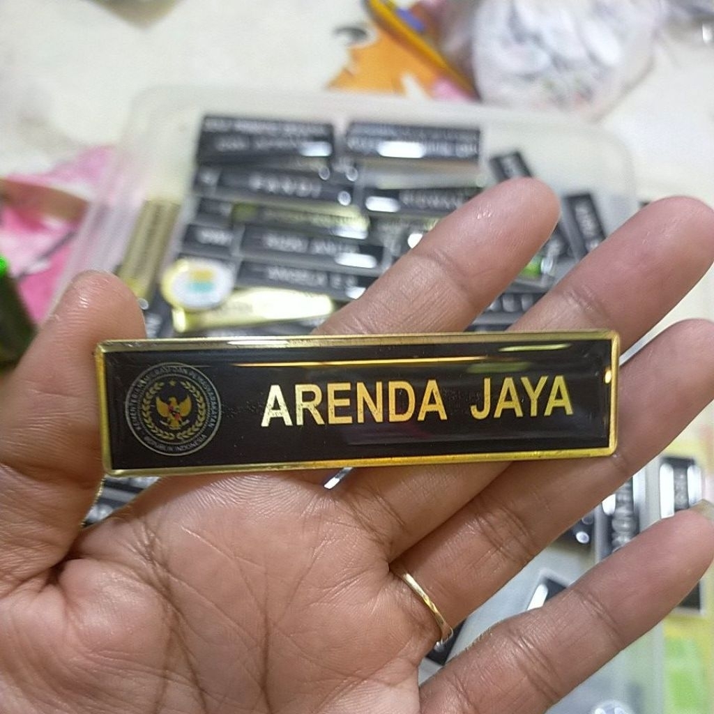 

Name tag/Nama Dada Kuningan logo KEMENIMIPAS terbaru