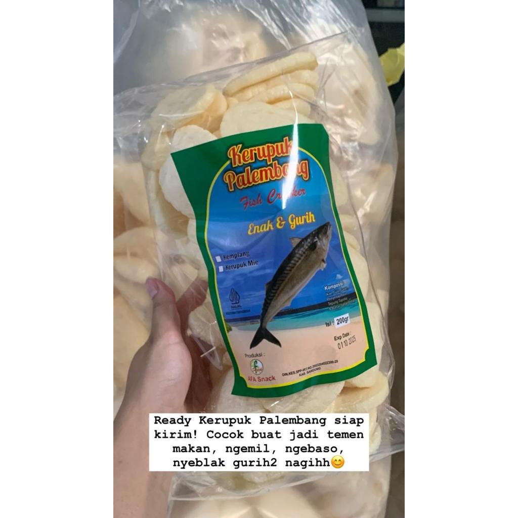 

Kerupuk Palembang Kerupuk Kemplang Kerupuk Mie Original 200gr