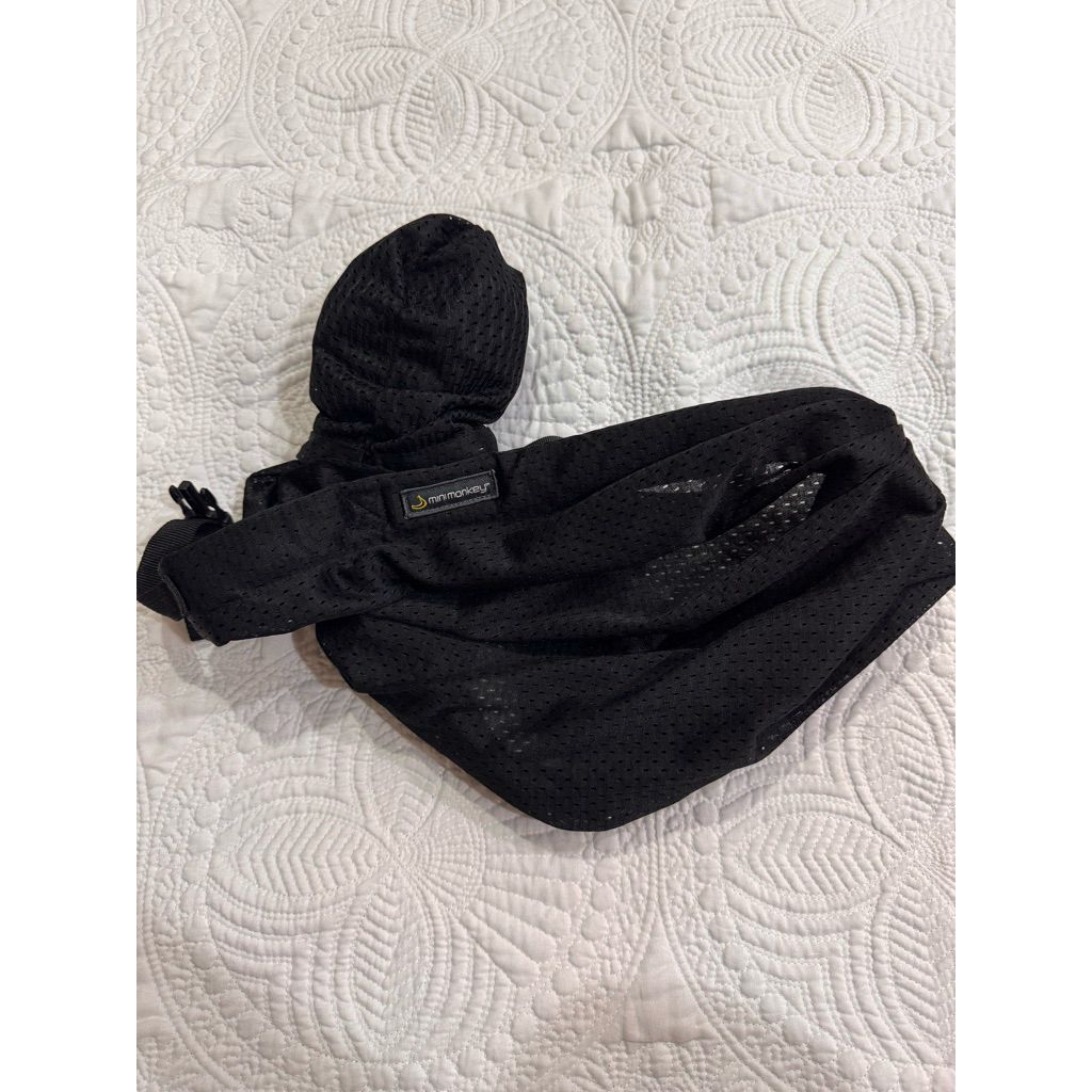 mini monkey sling preloved