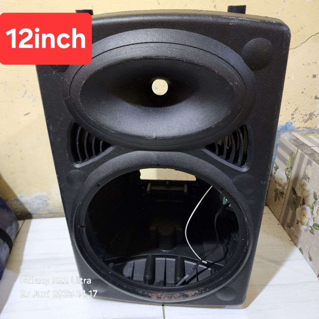 BOX speaker 12 in Portable bekas 12 inch  Box speaker active bekas 12in