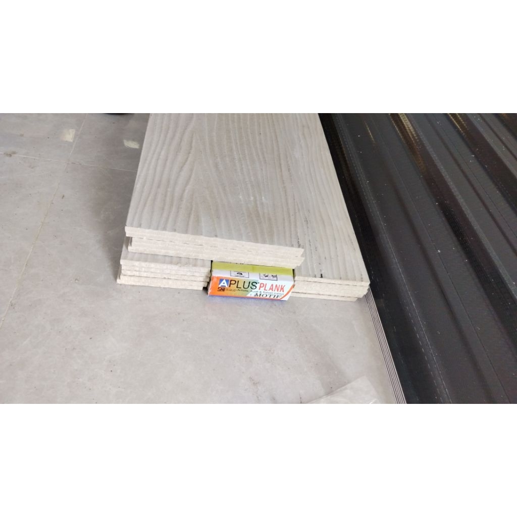 Pesanan Aplus Plank 20cm motif 10 lembar