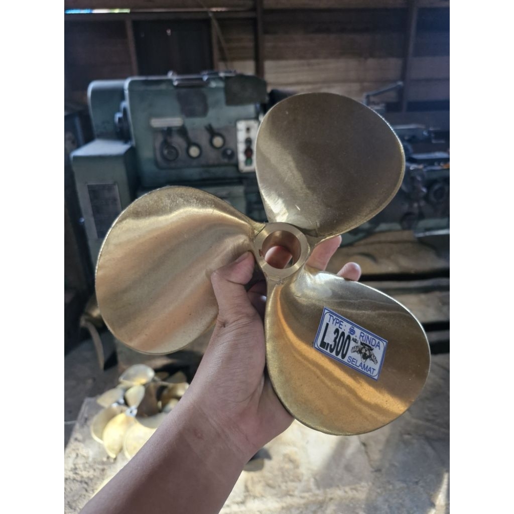 Kipas Baling Perahu L300