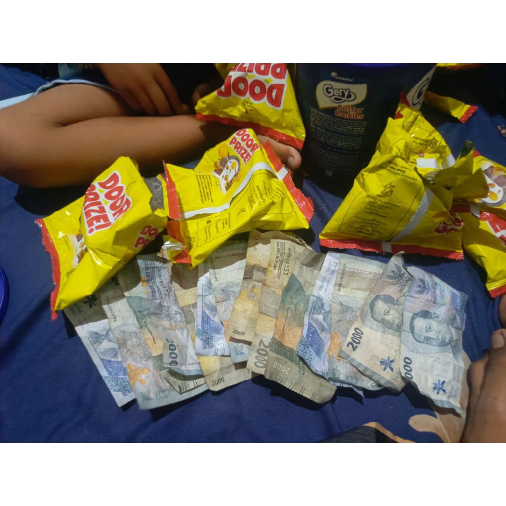

jajan Door Prizei berhadiah isi 10 pcs