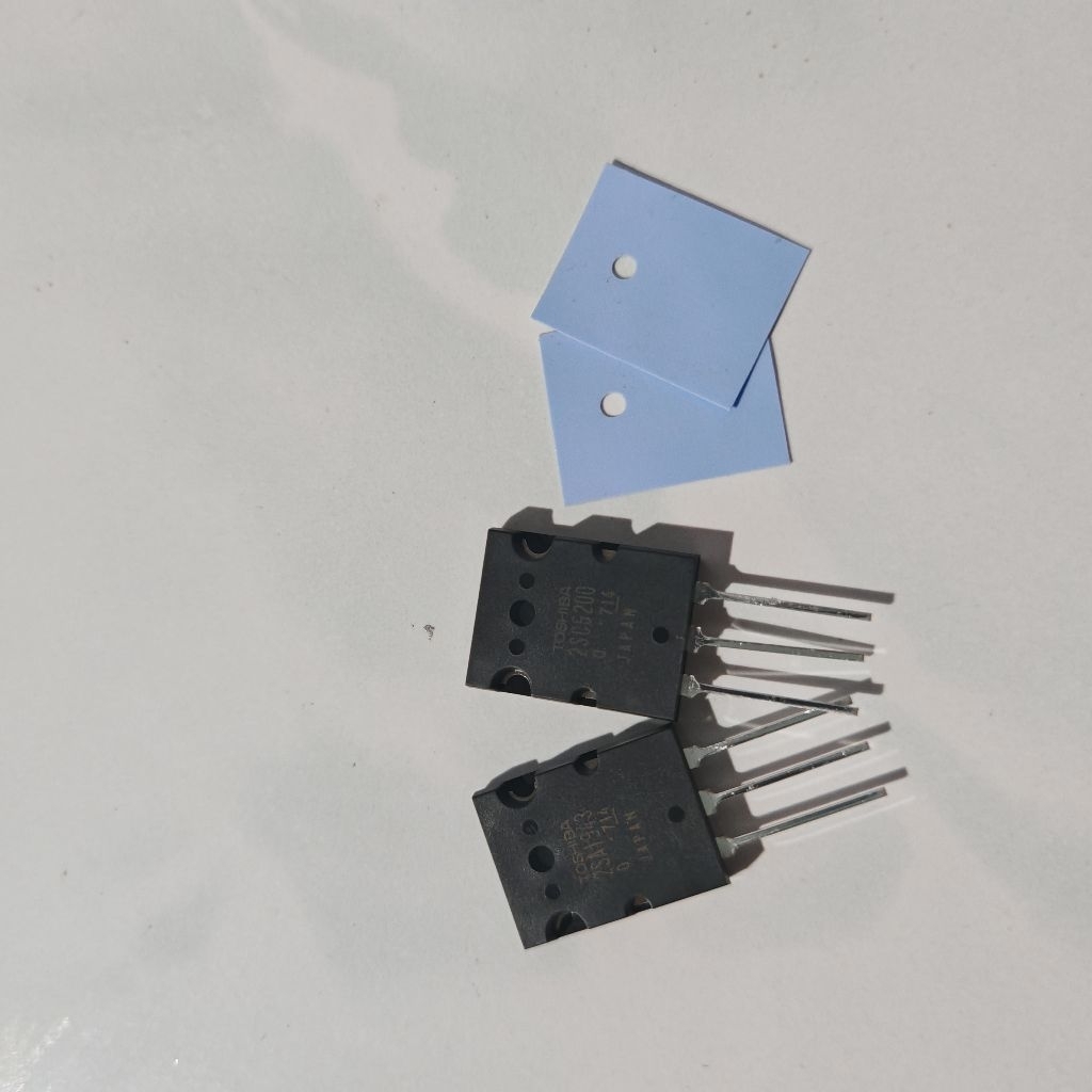 transistor final thosiba 5200/1943 original bagus