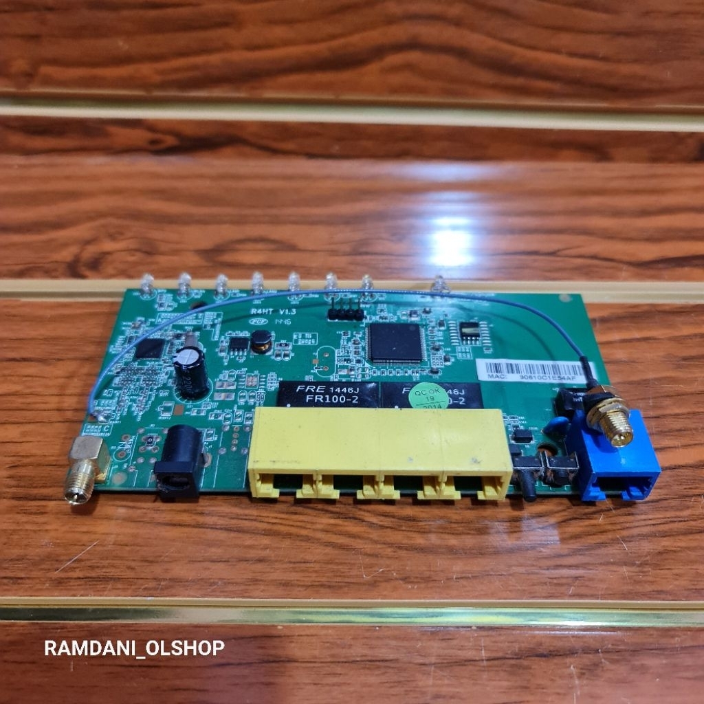 Router PROLINK PRN3001 Bugil Tanpa kesing Normal