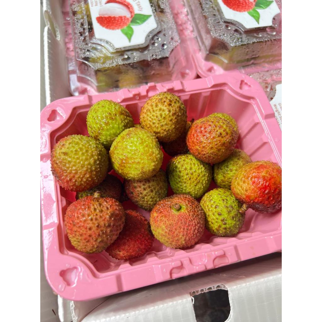 

Buah Leci Lychee Pack 500gram Manis Fresh Segar