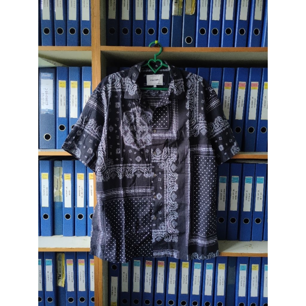 VIVA STUDIO BANDANA OPEN COLLAR KEMEJA