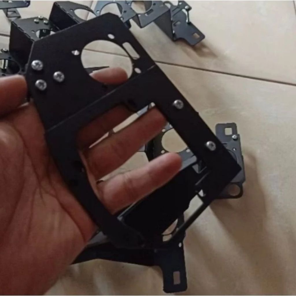 breket biled 2,5 inc calya Sigra facelift